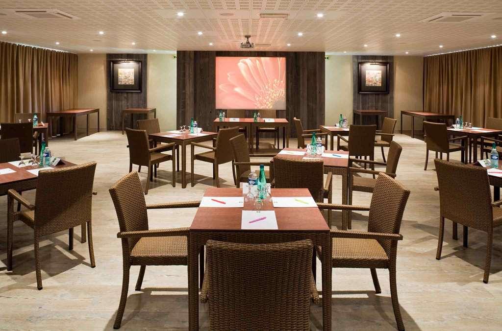 Отель Ibis Styles Шоле Удобства фото