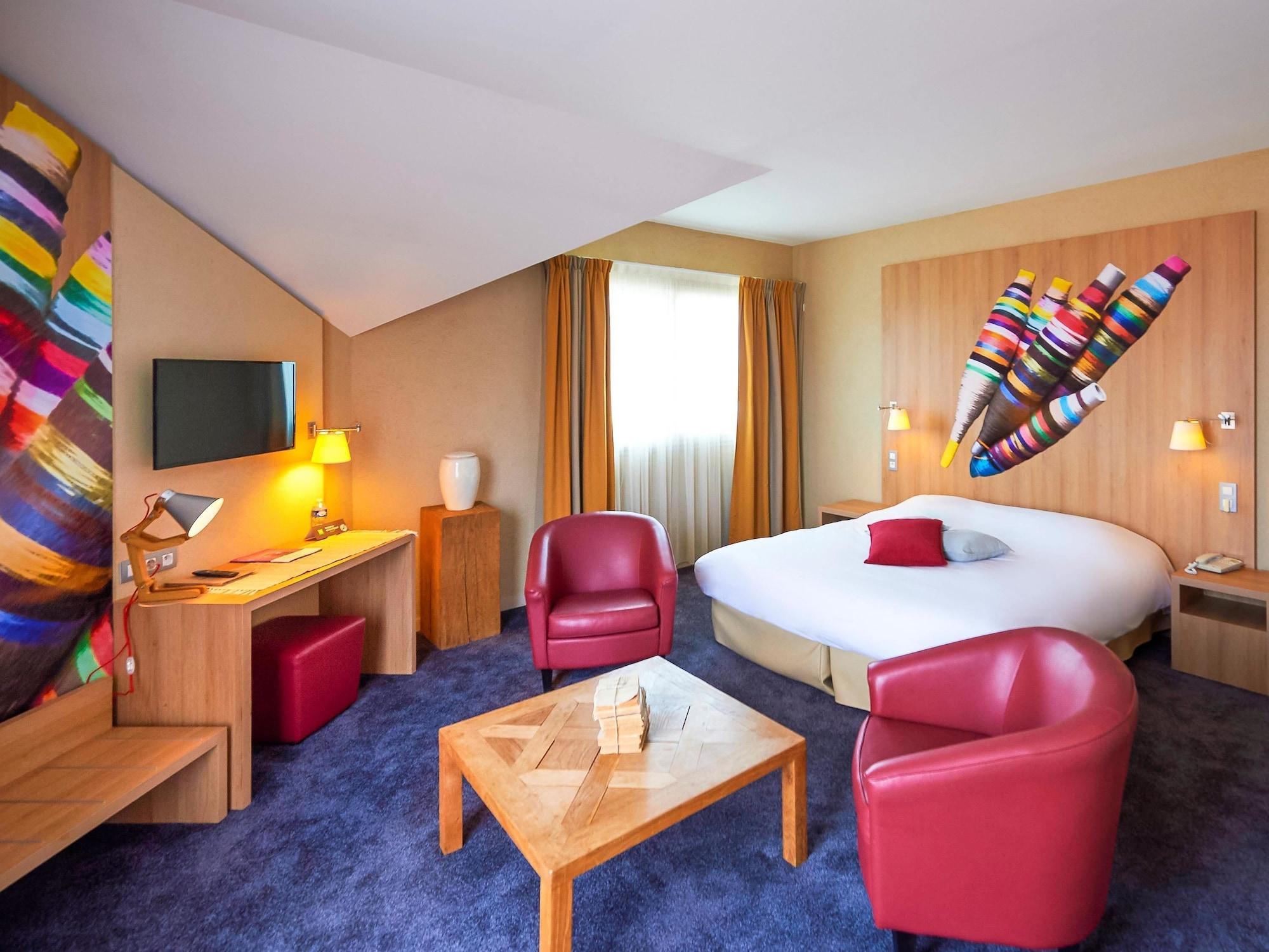 Отель Ibis Styles Шоле Экстерьер фото