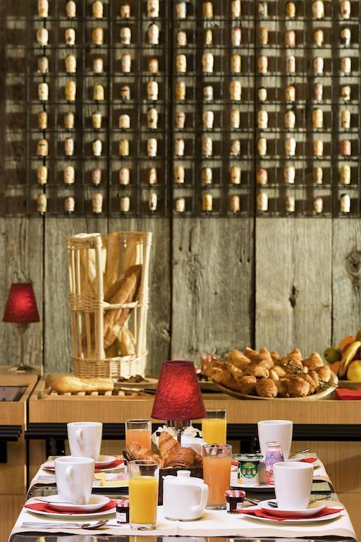 Отель Ibis Styles Шоле Экстерьер фото