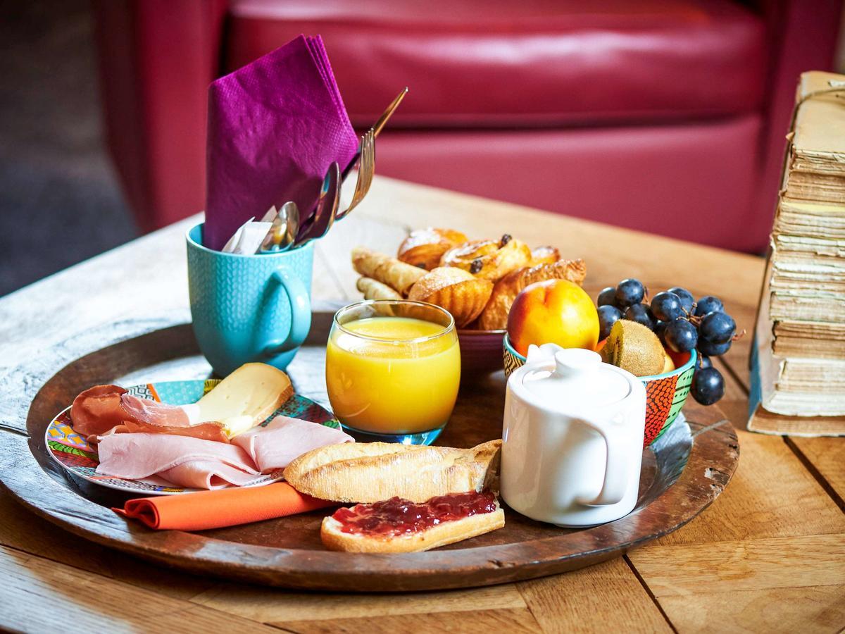 Отель Ibis Styles Шоле Экстерьер фото