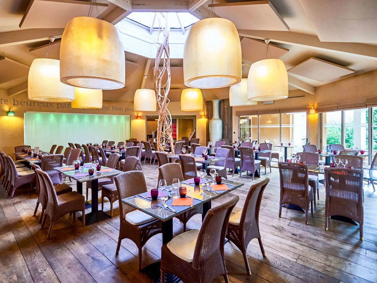 Отель Ibis Styles Шоле Экстерьер фото
