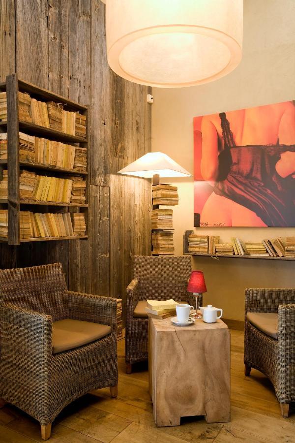Отель Ibis Styles Шоле Экстерьер фото